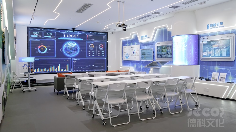 科技展廳設(shè)計中，如何利用智能感知技術(shù)來提供個性化的展覽導(dǎo)覽