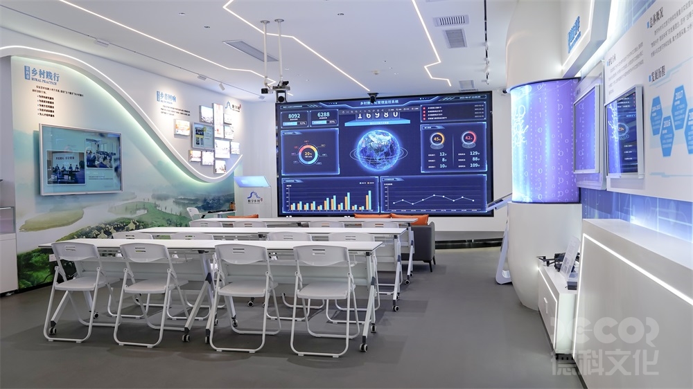 產(chǎn)品展覽廳設(shè)計(jì)中如何考慮觀眾的舒適度，如座椅、休息區(qū)等